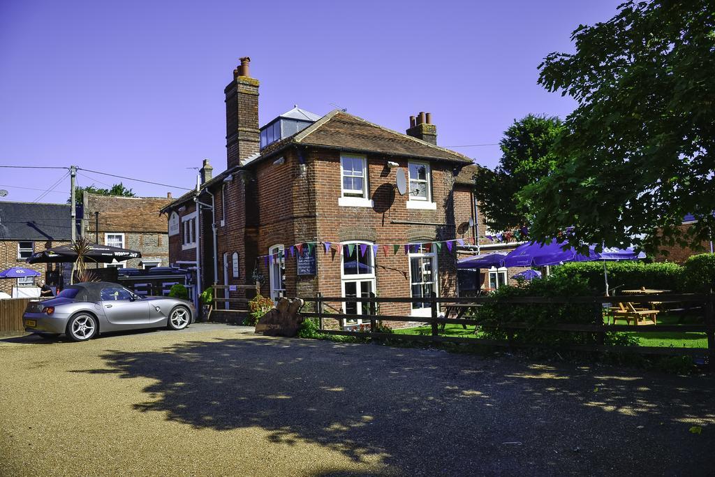 Waverley Inn Newport  Exterior foto